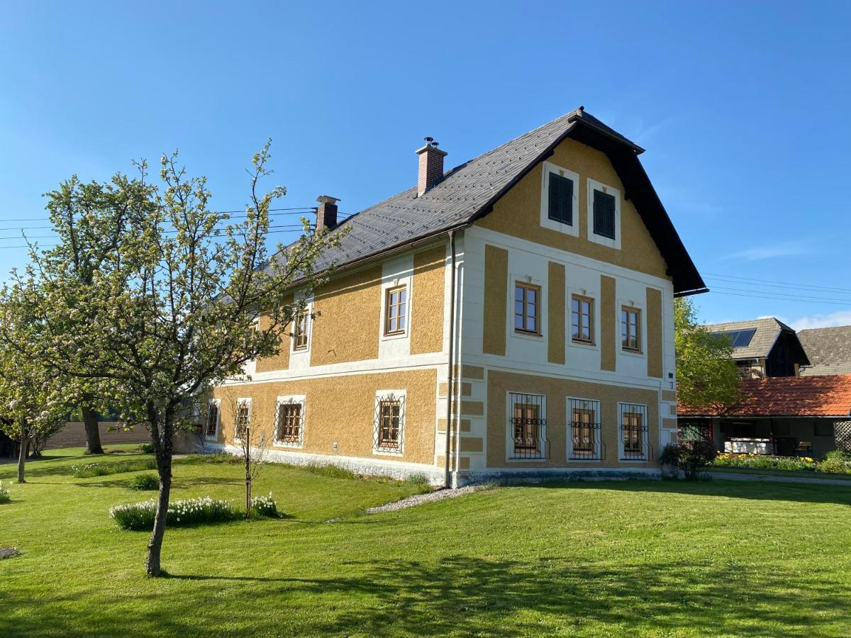 Temelhof - Landhaus Mit Sauna Und Kamin Sittersdorf Exterior foto